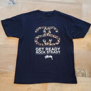 Stussy men's black leopard logo tshirt  Size Medium